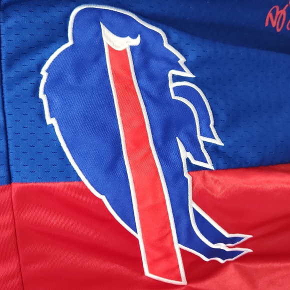 Buffalo Bills Women's NFL Crop Shirt Size Large - Picture 6 of 12